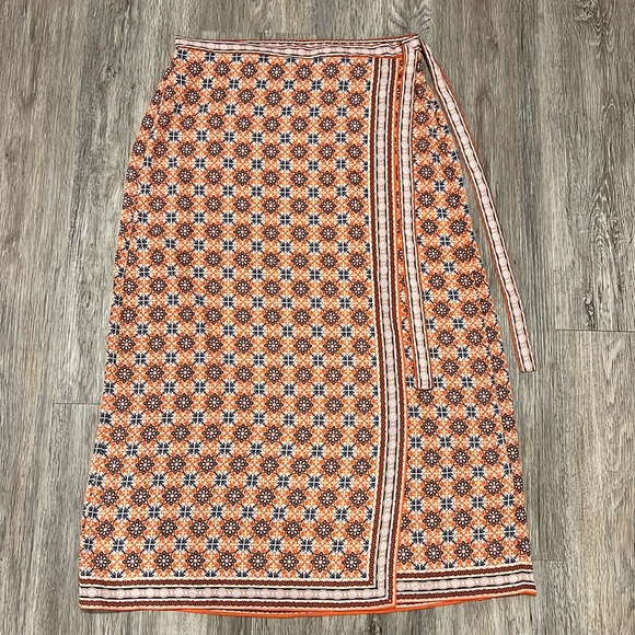 Max Studio Dresses & Skirts - Max Studio Maxi Side Tie Skirt